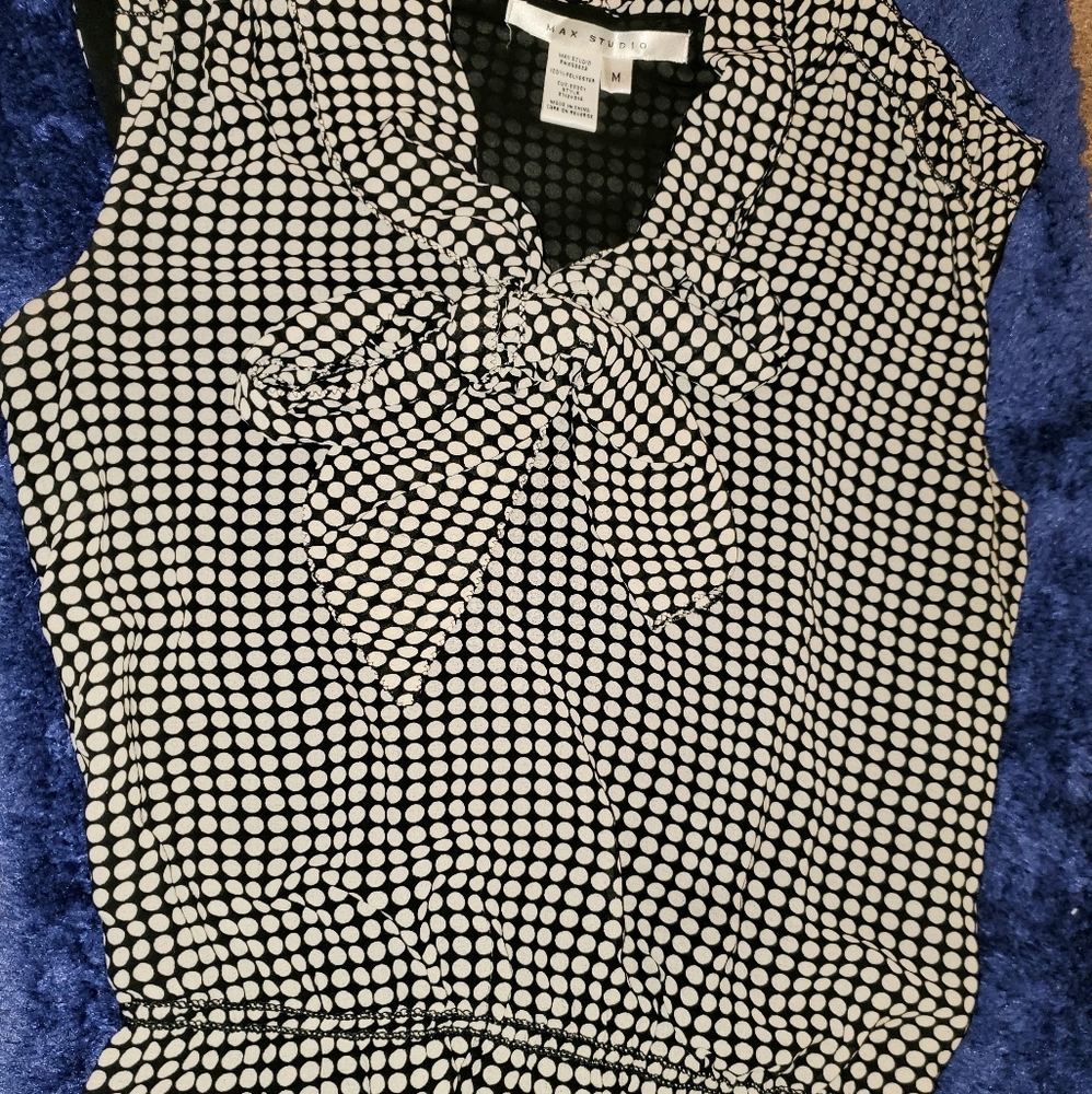 《3/$20》Max Studio Polka Dot Sleeveless top